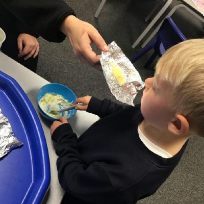 Design and Technology - Dips & Dippers