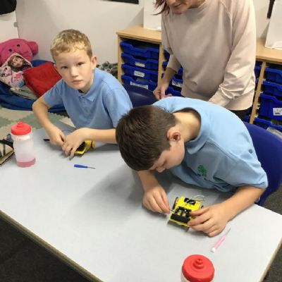 Autumn 2 - IT - Chickbots and coding